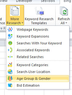 Aby skorzystać z tej funkcji, przejdź do karty Analiza Bing Ads i kliknij Więcej badań -> Grupa wiekowa i płeć